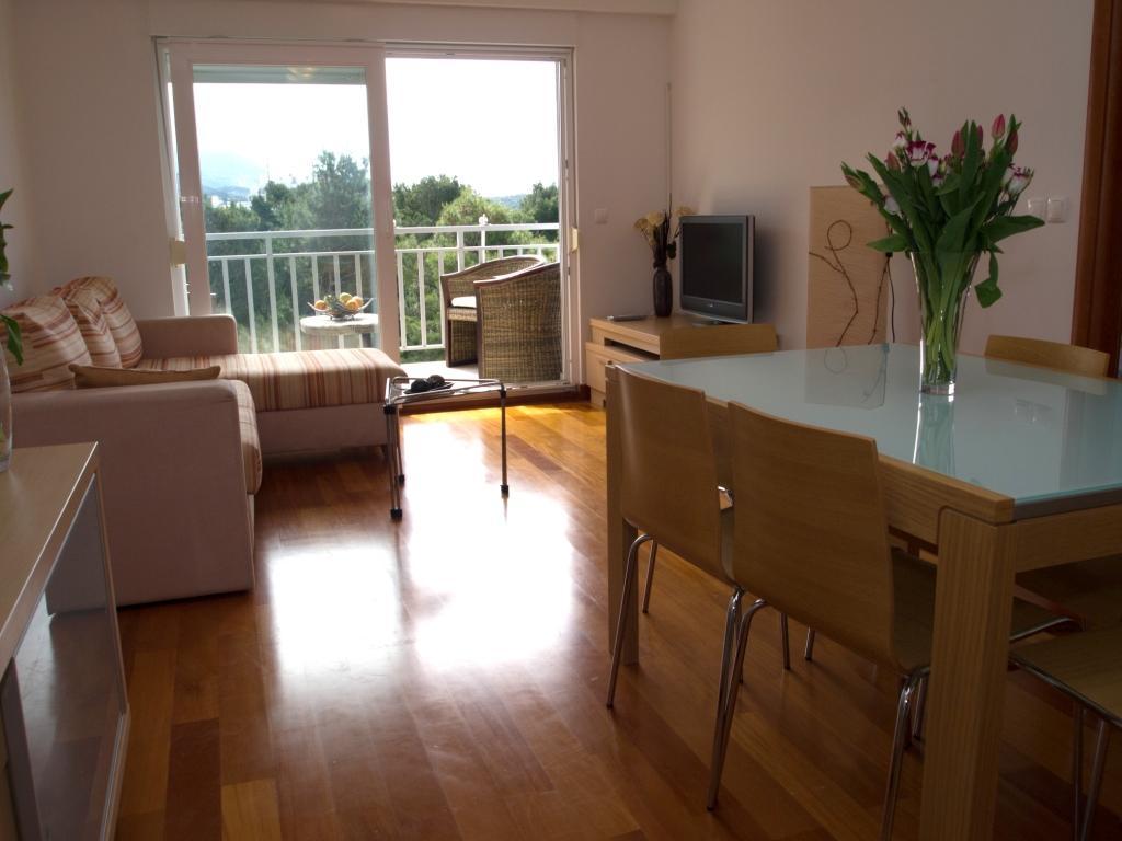 Apartment Mlinarevic Makarska Buitenkant foto